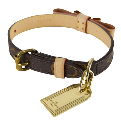 lv dog collar and leash